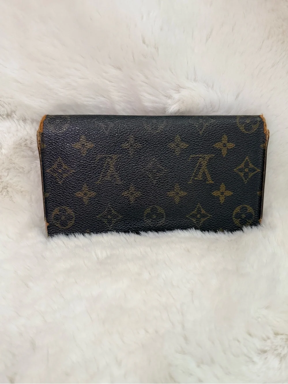 Louis Vuitton Monogram Canvas Trifold Wallet